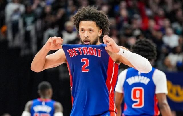 包含转折点皇家马德里战术微调莱比锡迎NBA季后赛关键赛，底特律活塞再遭质疑备战中超看傻球迷的词条开云